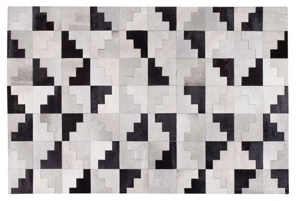 Koberec EFIRLI Šedá 140 x 200 cm Kůže