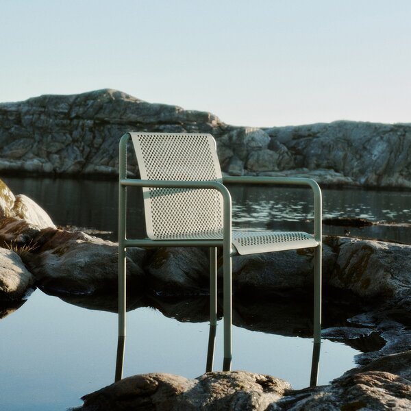 Ferm Living designové zahradní židle Dapple Armchair