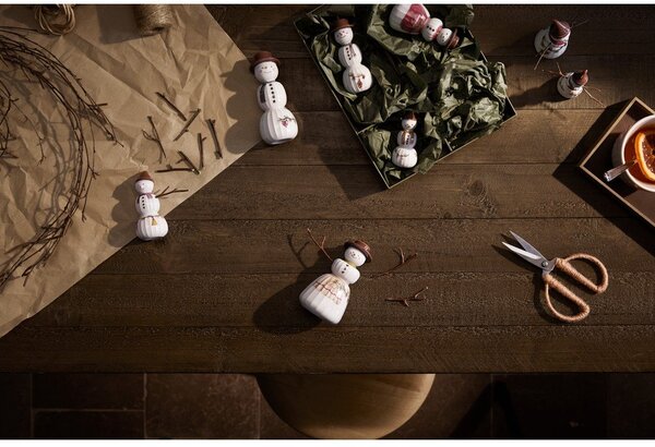 Porcelánová vánoční figurka (výška 9 cm) Hammershøi Snowwife – Kähler Design