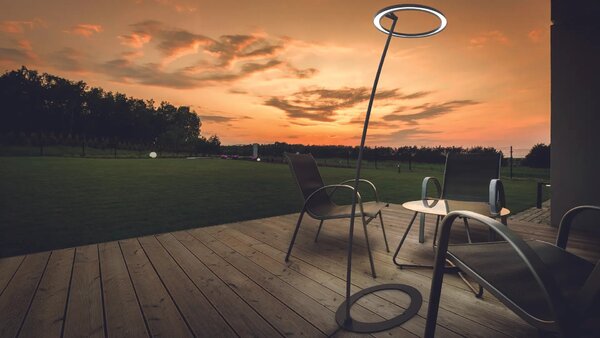 Linealight Venkovní LED stojací osvětlení Lira_FL, v.205cm, IP65 Barva: Hnědá