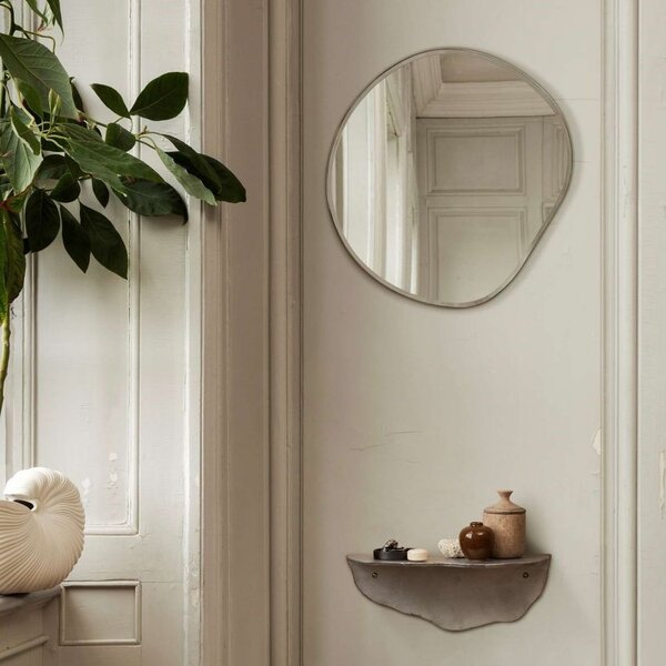 Designové nástěnné zrcadlo Pond Brass – small