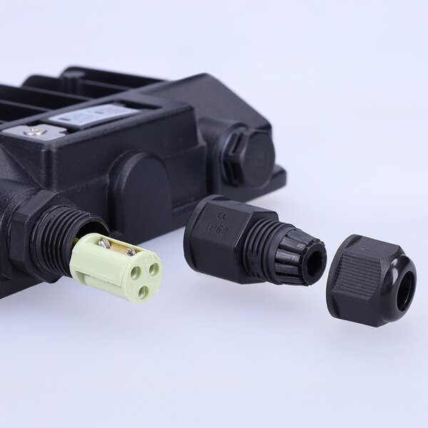 SOLIGHT LED reflektor TOP 20W, max. 2600lm, 3CCT, volitený výkon 100/50%, IP65