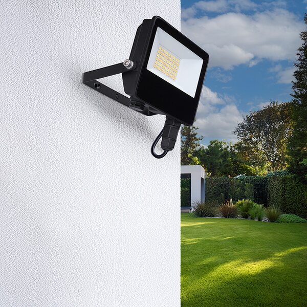 SOLIGHT LED reflektor TOP 20W, max. 2600lm, 3CCT, volitený výkon 100/50%, IP65