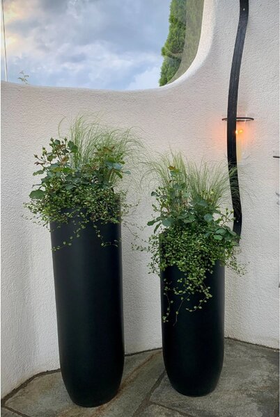 Květináč SOLERIO, výška 80 cm, sklolaminát, černá