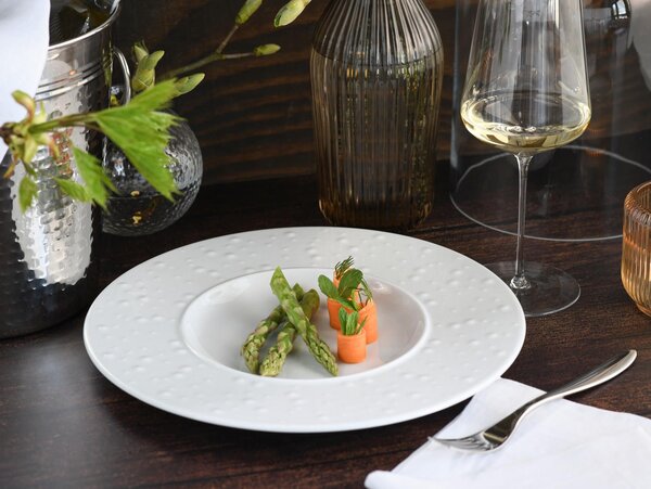 GURMÁNSKÝ TALÍŘ porcelán keramika Creatable - Kolekce nádobí, Online Only