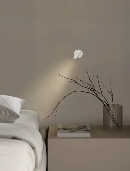 Moderní LED nástěnné svítidlo Pictor bílá