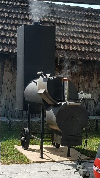 Dymbox Generátor kouře 1,36 L