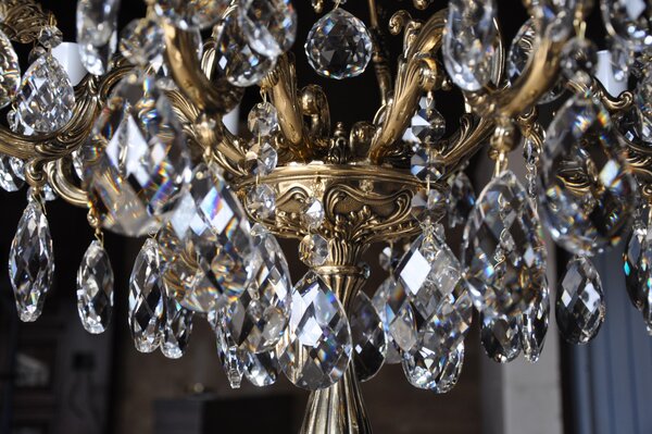 Luxusní vysoká osmiramenná křišťálová stojací lampa s broušenou skleněnou špicí 76431-8-V
