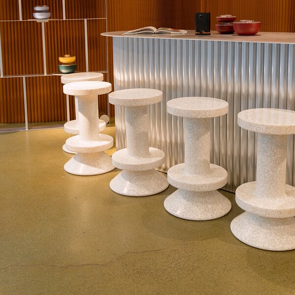 Normann Copenhagen Bit Barstool Low (výška 65 cm)