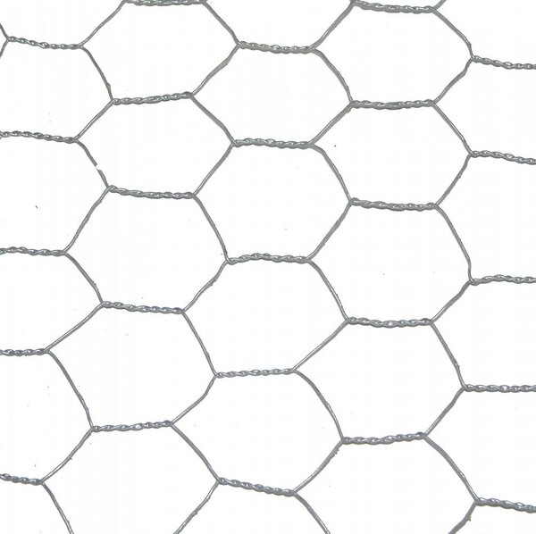 Šedý trojitý plot pro zvířata, výška 0,5 m x šířka 3 m, velikost ok 25 mm (výška) x 25 mm (šířka)