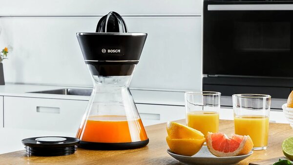 Bosch MCP72GPB citrusovač Plast, Nerezová ocel Černá, Průhledná