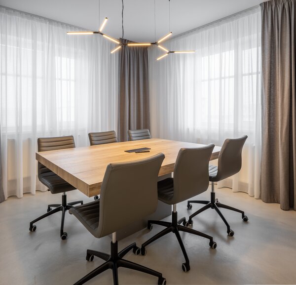 Redo Závěsné LED svítidlo Stick Barva: Černá