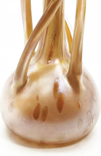 Sklárna Častolovice - Váza prostřihovaná zlatá secesní 28cm Art Nouveau