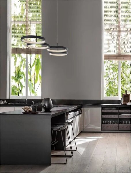 LED lustr Magnus 84 černé – Černá