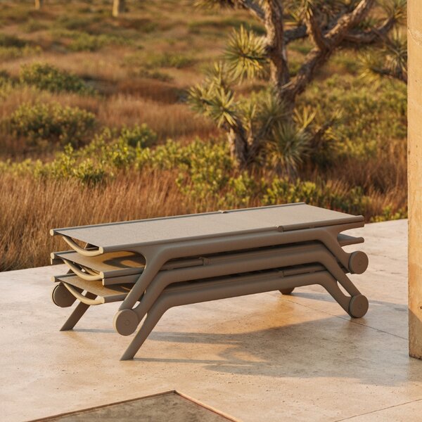 VONDOM Plastové zahradní lehátko AFRICA