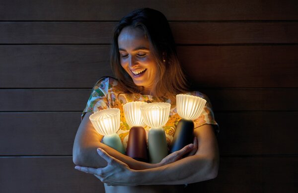 Fermob Nabíjecí stolní LED lampa Swiing 20 cm