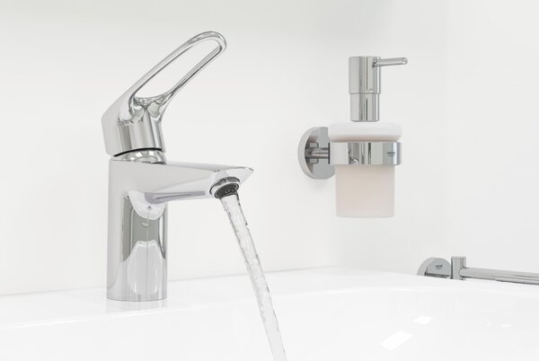 Grohe Essentials dávkovač mýdla 160 ml StarLight Chrome 40448001