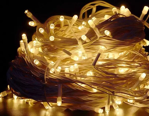 Venkovní vánoční LED řetěz, teplá bílá, bílý kabel, 30m, 300 LED
