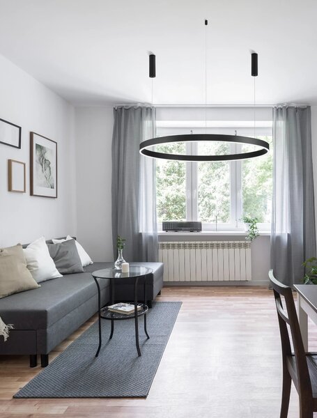 Moderní lustr Motif 120 černé CCT s dálkovým ovládáním – Černá