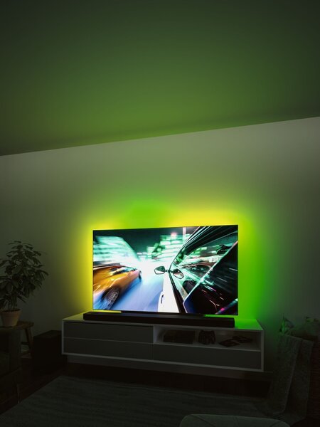 P 78880 EntertainLED USB LED Strip osvětlení TV 55 palců 2m 3,5W 60LEDs/m RGB+ - PAULMANN