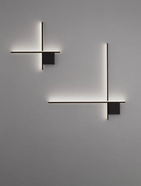Designové nástěnné svítidlo Cross 50 černá