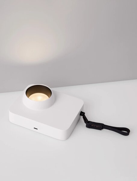 LED stmívatelná bílá stolní lampa Kedros 2
