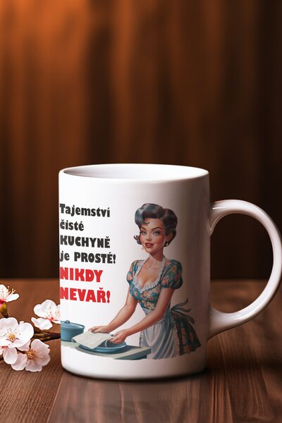 Hospodyňka Helena | keramický hrnek 330ml