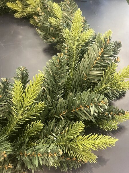 Adventní věnec Greenland 60 cm PVC/PE – tradiční dekorace