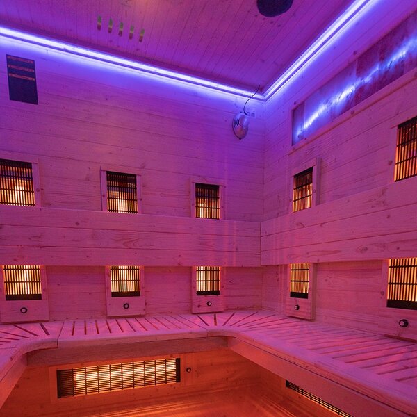 BPS-koupelny Infrasauna TROMSO 4 180x150, 4-5 osob
