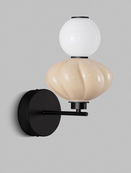 Minimalistické nástěnné svítidlo Oneta B – Hnědá