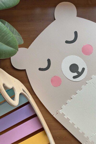 VYLEN Designová puzzle podlaha Méďa Hnědý s hnědým bříškem