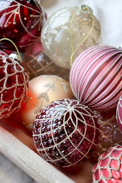 Vánoční baňka Cherry Ø 8 cm – set 6 ks