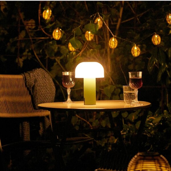 Nordic Living Zelená dobíjecí zahradní LED lampa Sohy