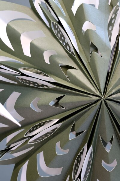 Závěsná svítící hvězda Olive 45 cm