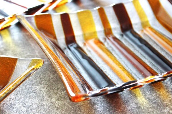 BDK-GLASS Skleněné mísy ETHNIK - hnědé Rozměr: 19x14cm