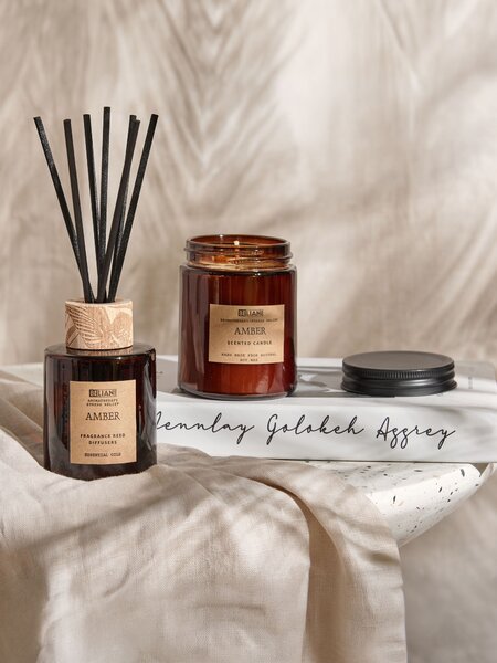 Vonná svíčka s aroma difuzérem DARK ELEGANCE 9 cm Hnědá