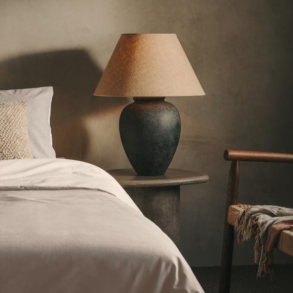 Černá keramická stolní lampa Kave Home Mercadal 59 cm