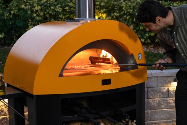 Pec na pizzu na dřevo Alfa Forni – 1 Pizza, červená