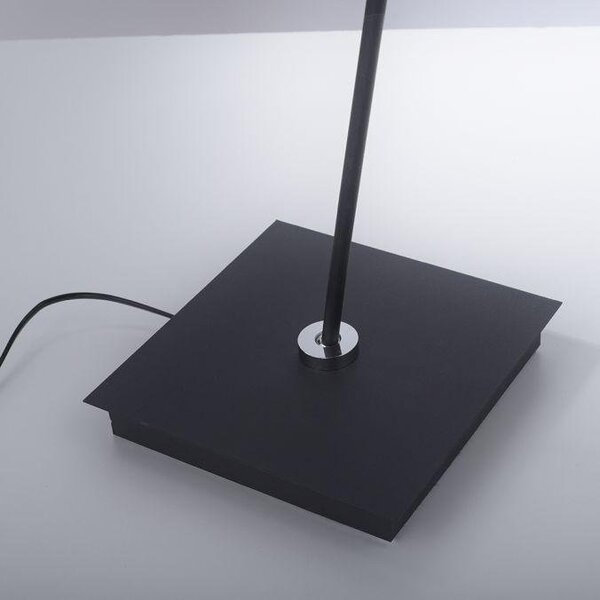 Paul Neuhaus Stojací LED lampa PURE MIRA 7,5W, v. 138 cm, 2700-5000K Barva: Hliník