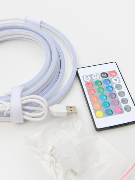 Sinsay - RGB LED pásek s dálkovým ovládáním - vícebarevná