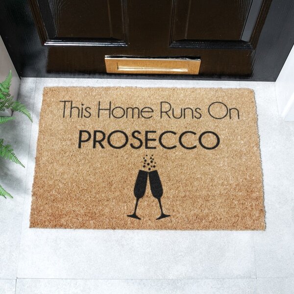 Rohožka z kokosového vlákna 40x60 cm This Home Runs On Prosecco – Artsy Doormats