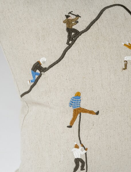Fine Little Day Povlak na polštář Mountain Climbers 50 x 50 cm FLD182