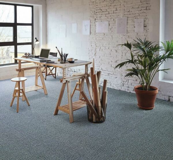 Breno Metrážový koberec RE-TWEED 76 modrý, šíře 400 cm, Modrá/Vícebarevné