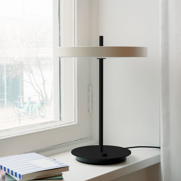 Umage Bílo-černá kovová stolní LED lampa Asteria