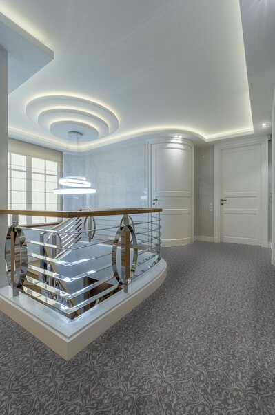 Metrážový koberec Hotel Now - QS108-1 šedý 4 m