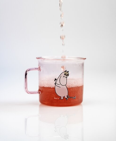 Muurla Skleněný hrnek Snorkmaiden 0,35l, růžový