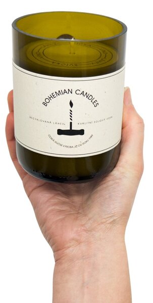 Sójová svíčka Aromka Cabernet, ve vinné lahvi, vůně černého rybízu a tabáku, hoření 50 hodin