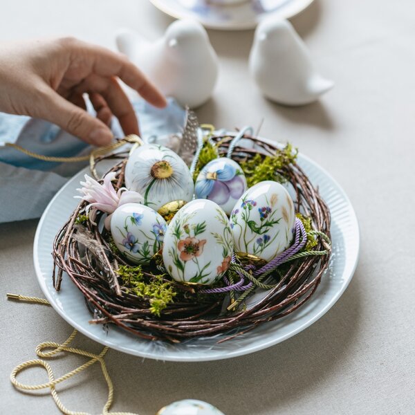 Porcelánové mini velikonoční ozdoby 2026 Heartsease – set 2 ks