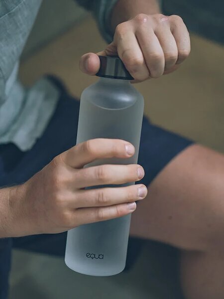 Skleněná lahev EQUA Velvet Black 750 ml