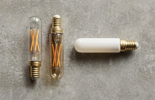 -25 % Dny MOMENTI– Bolia Opálově bílá stmívatelná LED žárovka Tubular E14 4W